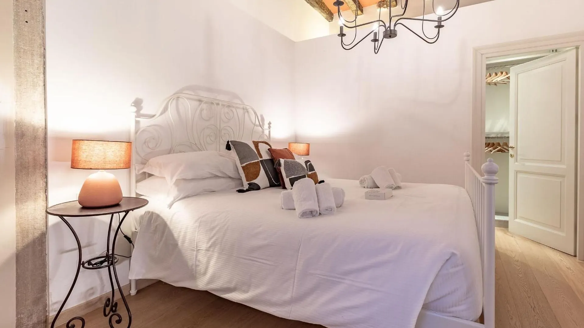 Italian Experience-San Zaccaria Boutique Apartment Venice