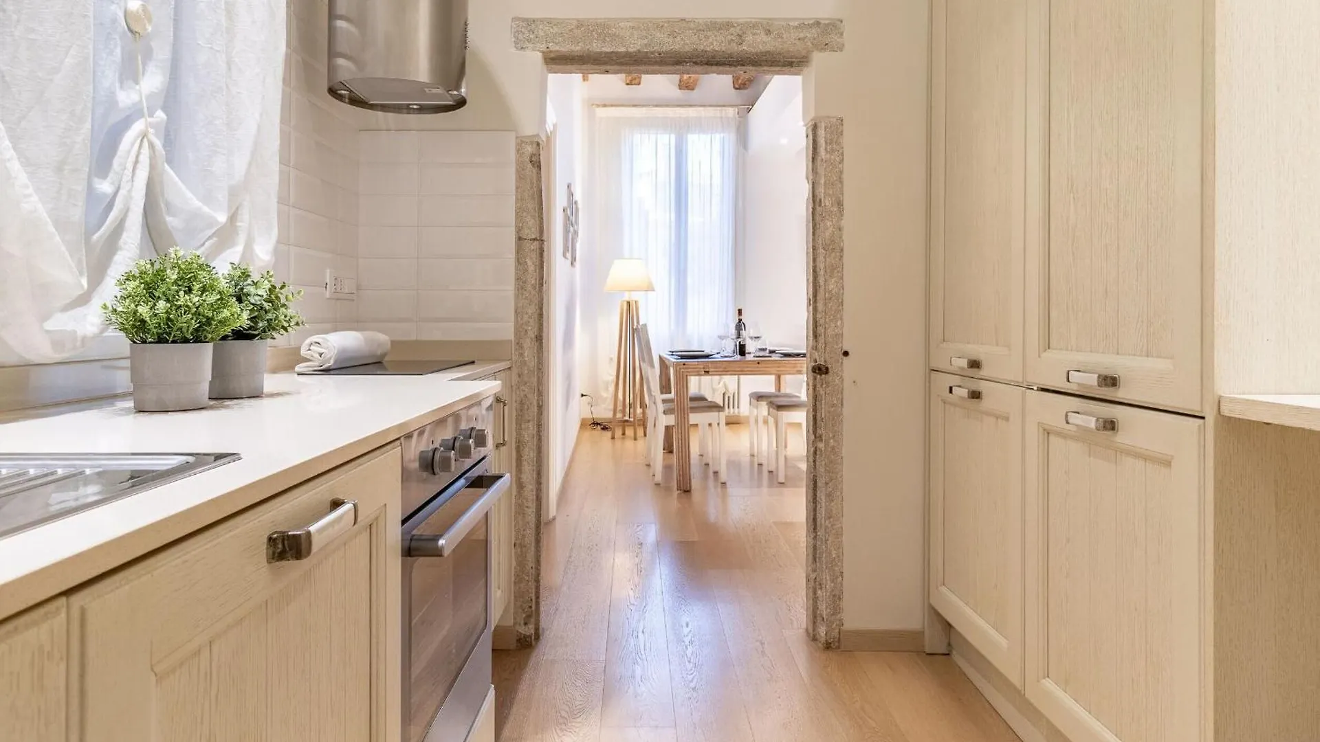 Italian Experience-San Zaccaria Boutique Apartment Venice Italy