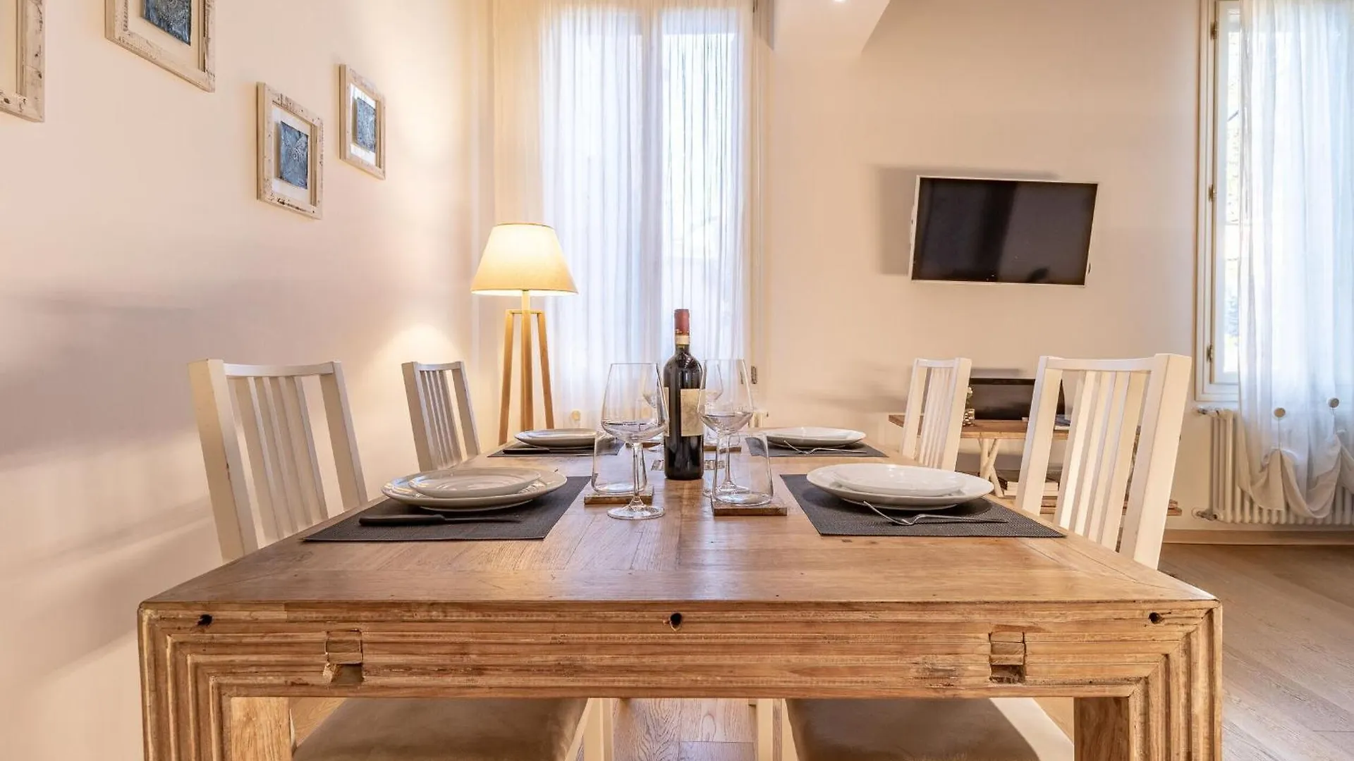 Italian Experience-San Zaccaria Boutique Apartment Venice Italy